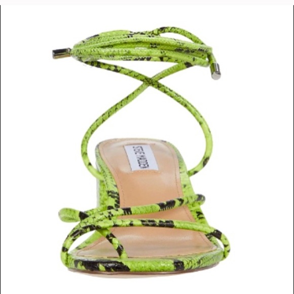 NWT Steve Madden Impressed Neon Green Snake Print Ankle Wrap Dress Sandals - Picture 2 of 6